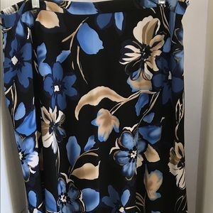 Dress Barn Woman skirt